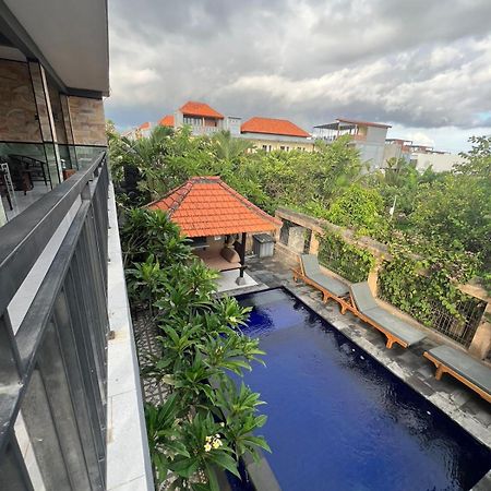 Leo Home Stay Canggu Esterno foto